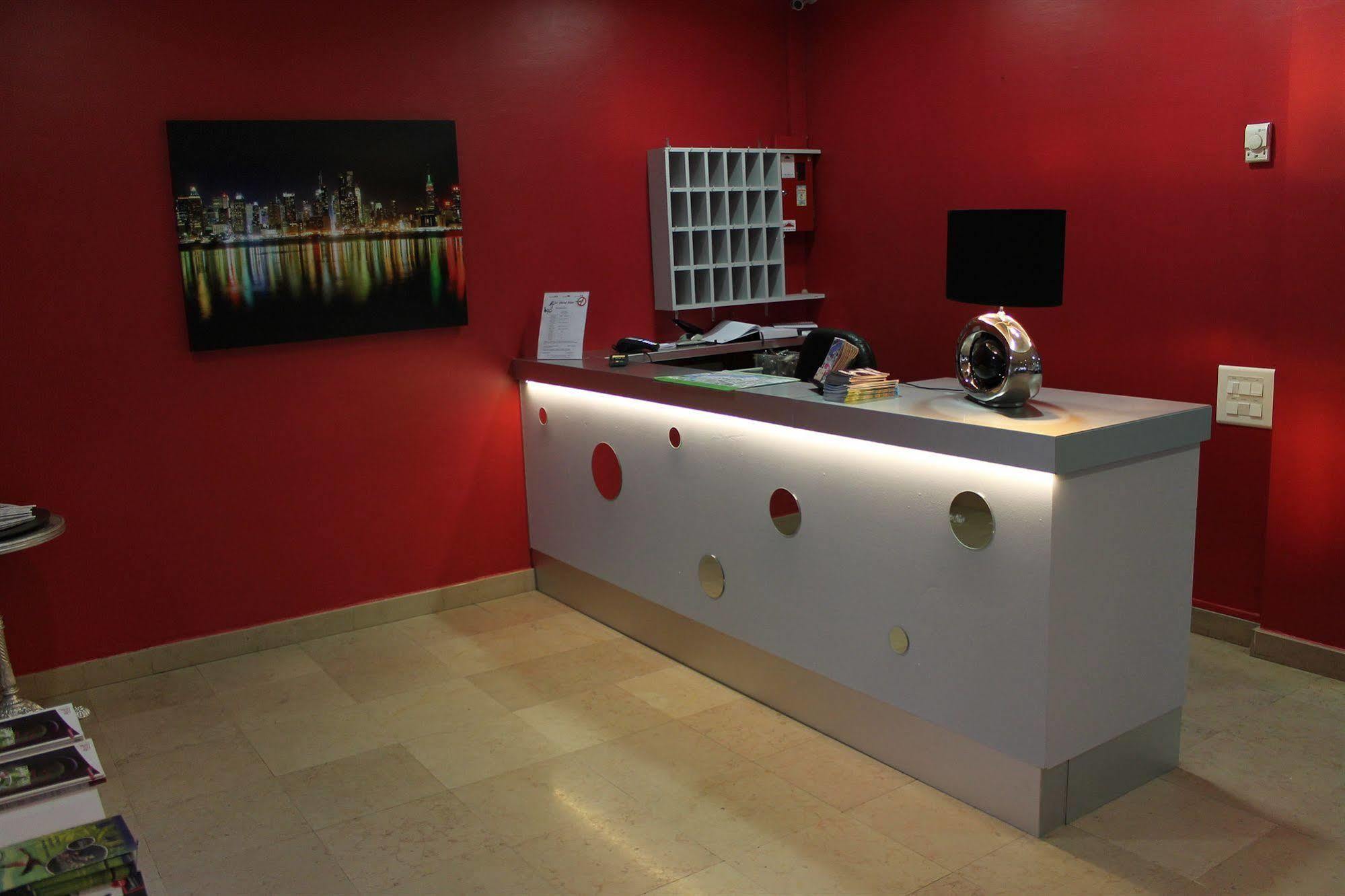 Le Cheval Blanc Hotel Arles Exterior photo